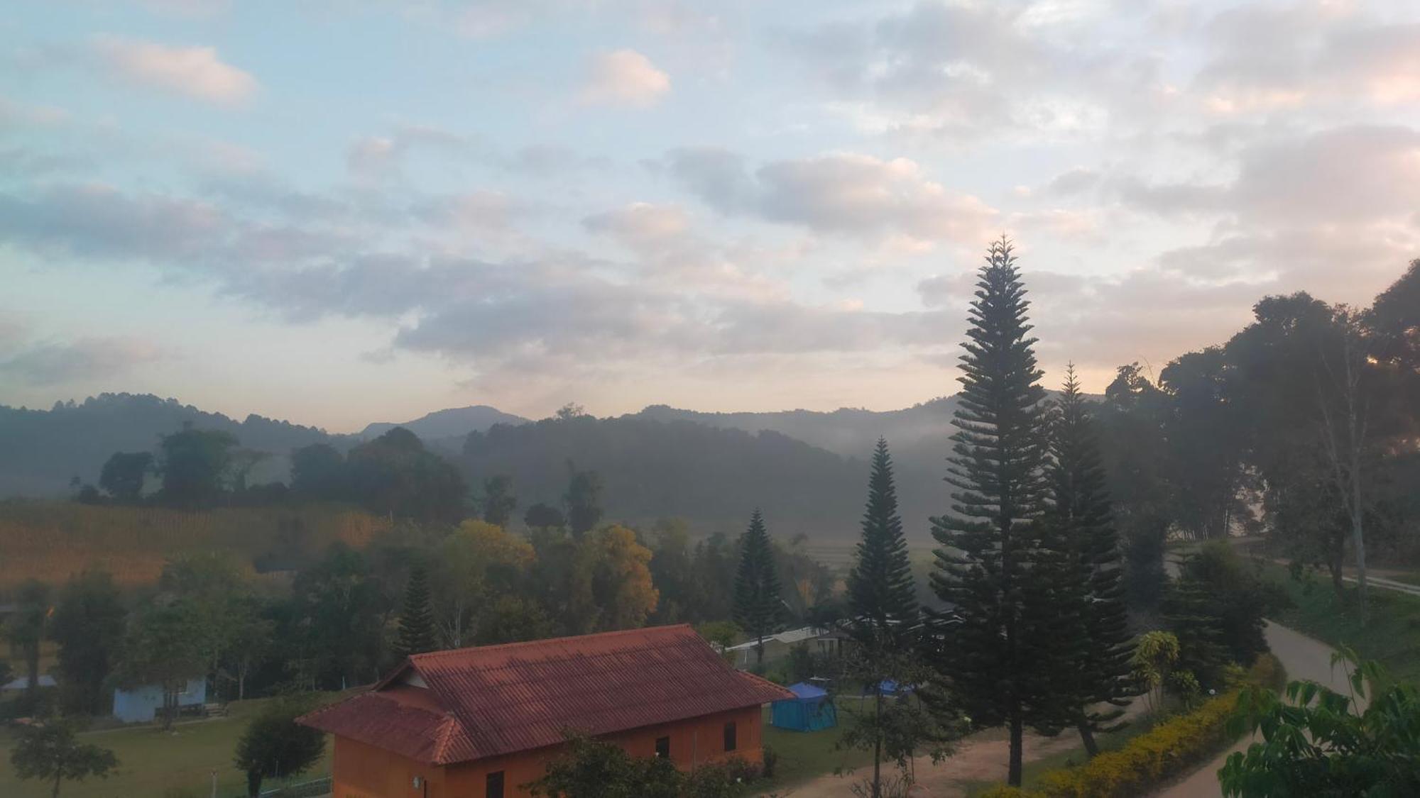 Mong Homestay Resort Pang Ung Zewnętrze zdjęcie