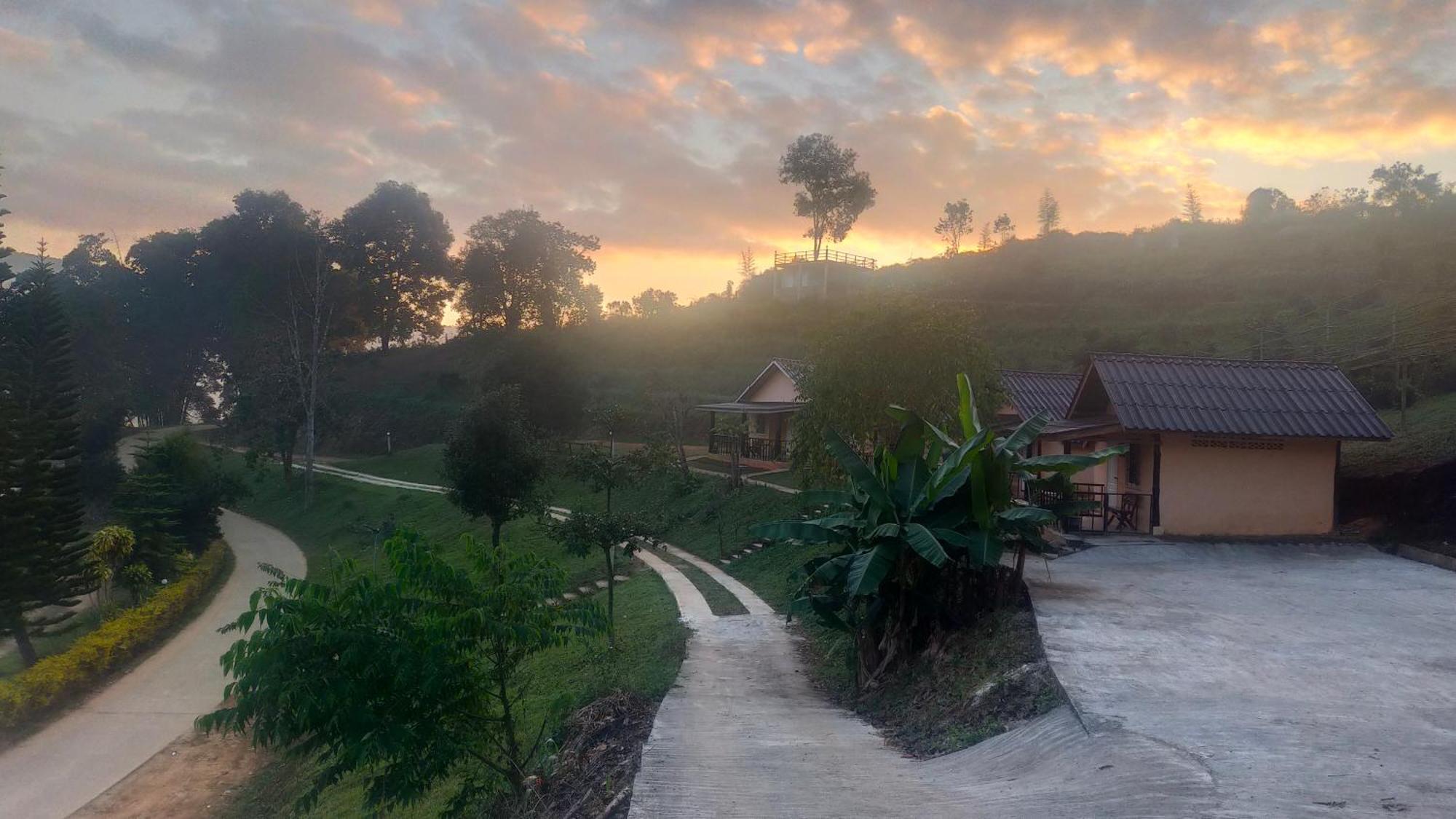 Mong Homestay Resort Pang Ung Zewnętrze zdjęcie